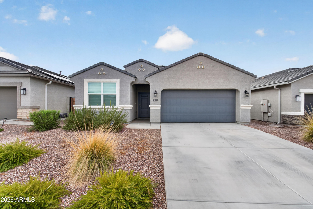 1823 W Sombra Avenue - Photo 1