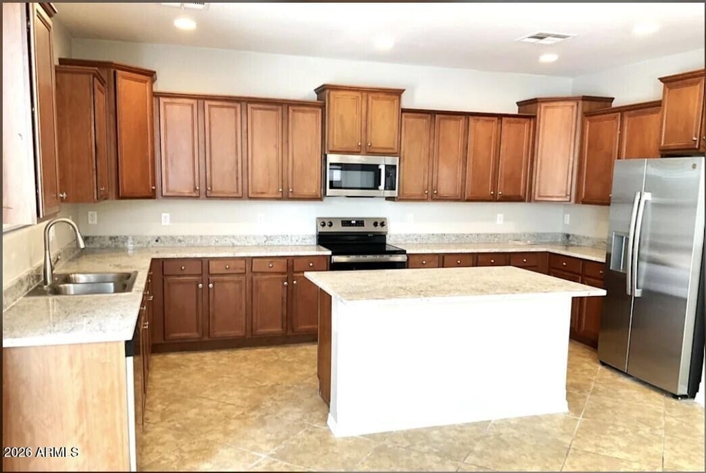 977 W Jersey Way - Photo 1