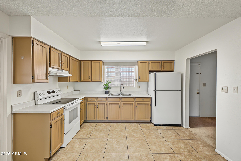 15611 N 22nd Street - Photo 7