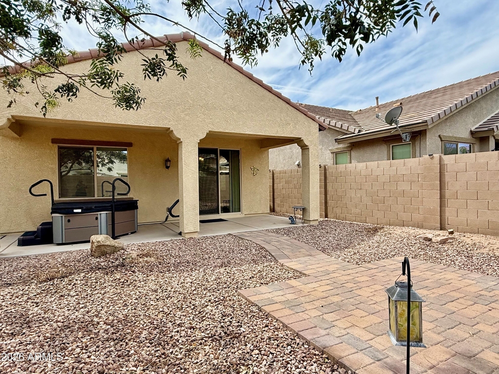 512 E Castle Rock Road - Photo 30