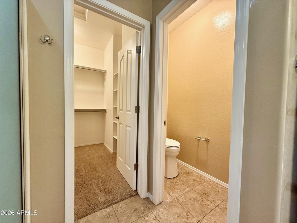 512 E Castle Rock Road - Photo 13