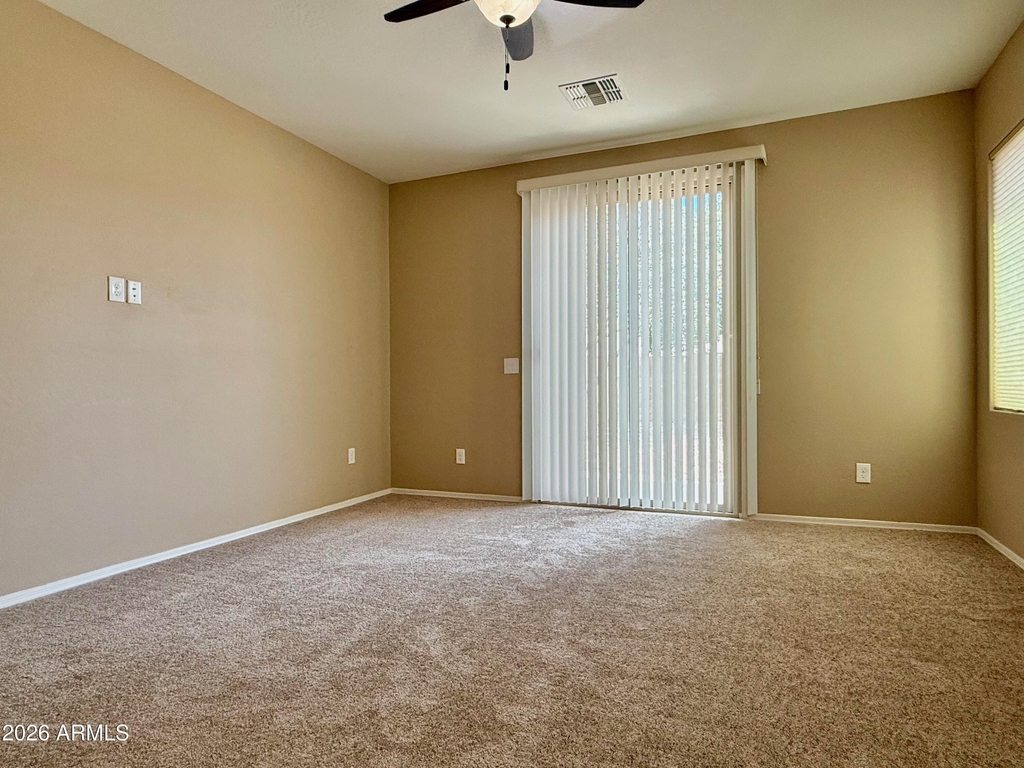 512 E Castle Rock Road - Photo 17