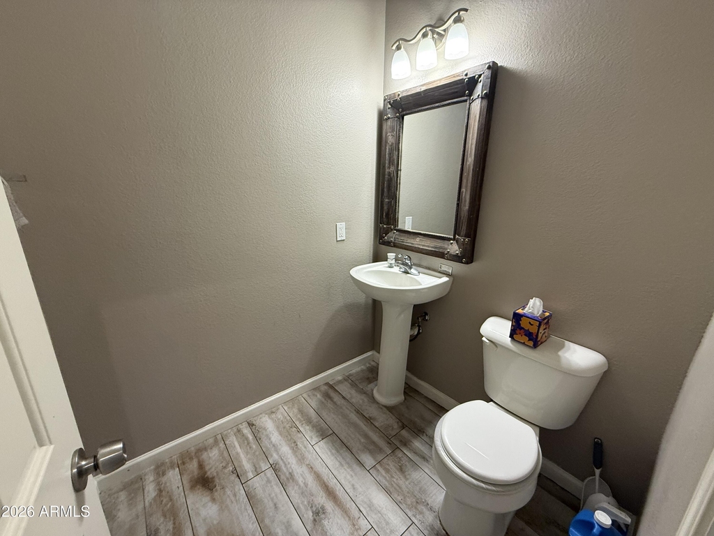1011 E Redwood Drive - Photo 7