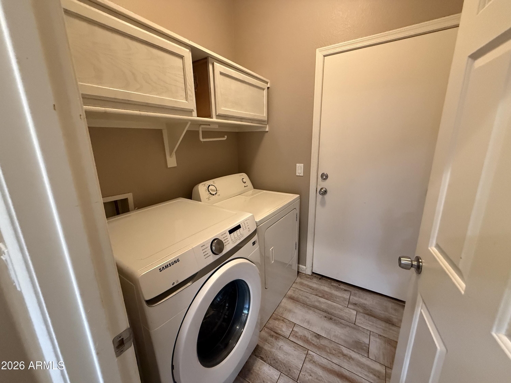 1011 E Redwood Drive - Photo 6