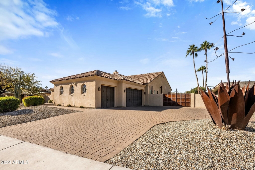 14402 N Medinan Drive - Photo 33