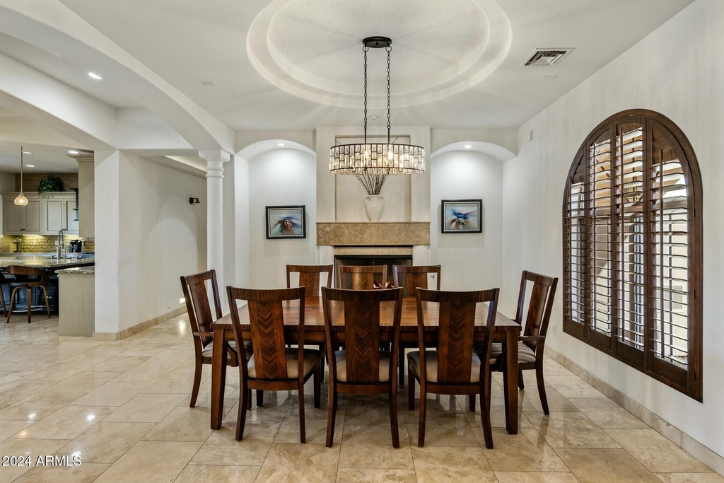 14402 N Medinan Drive - Photo 10