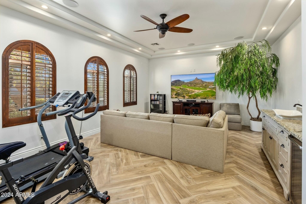 14402 N Medinan Drive - Photo 12