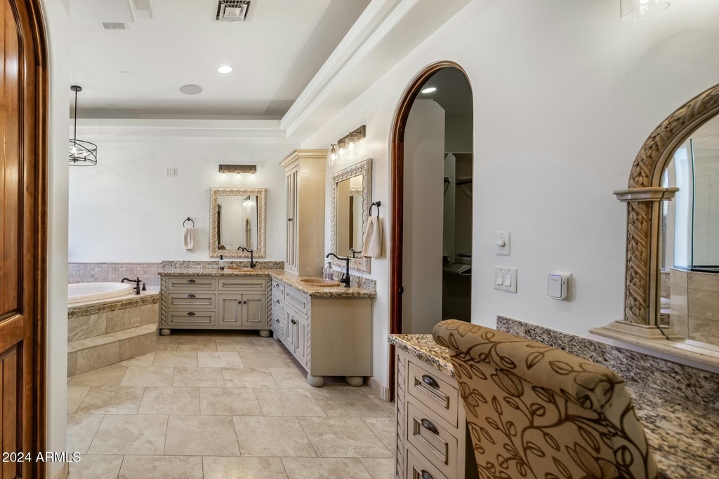 14402 N Medinan Drive - Photo 20