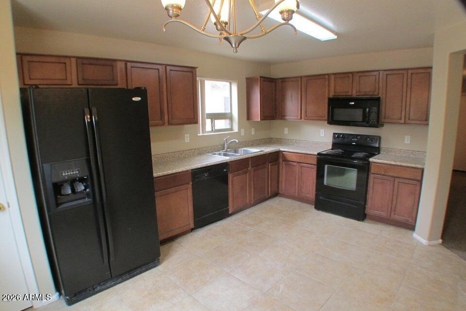 41401 W Pryor Lane - Photo 5
