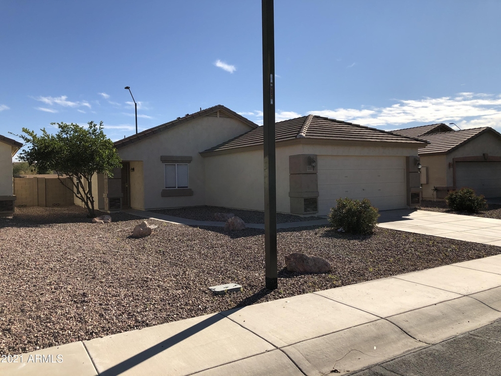 1331 S 227th Avenue - Photo 2