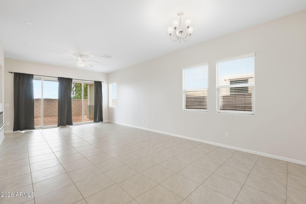 22521 E Cattle Drive - Photo 4