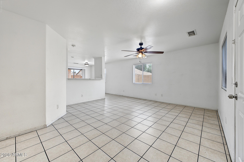 3015 N 84th Drive - Photo 8