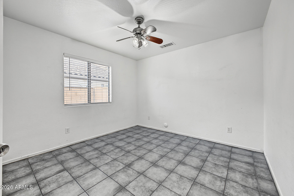3015 N 84th Drive - Photo 21