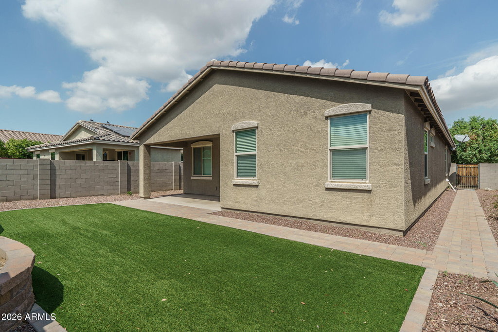 21257 W Berkeley Road - Photo 21