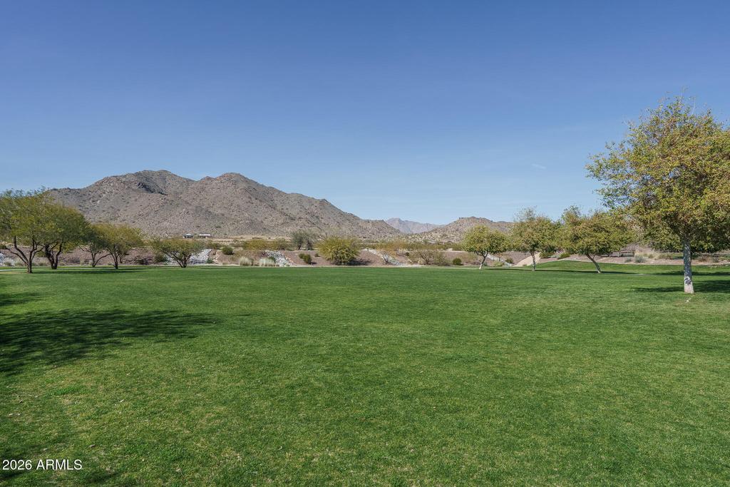 21257 W Berkeley Road - Photo 35