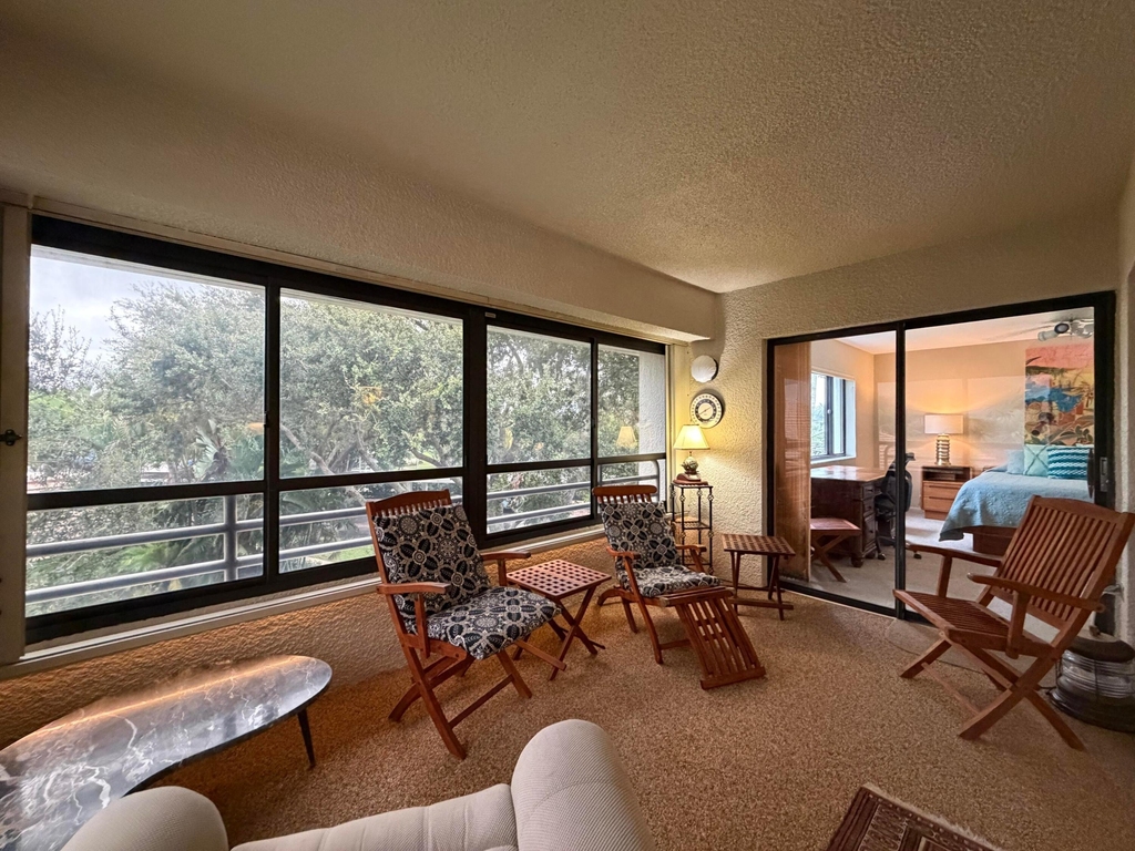 337 Oak Harbour Drive - Photo 18
