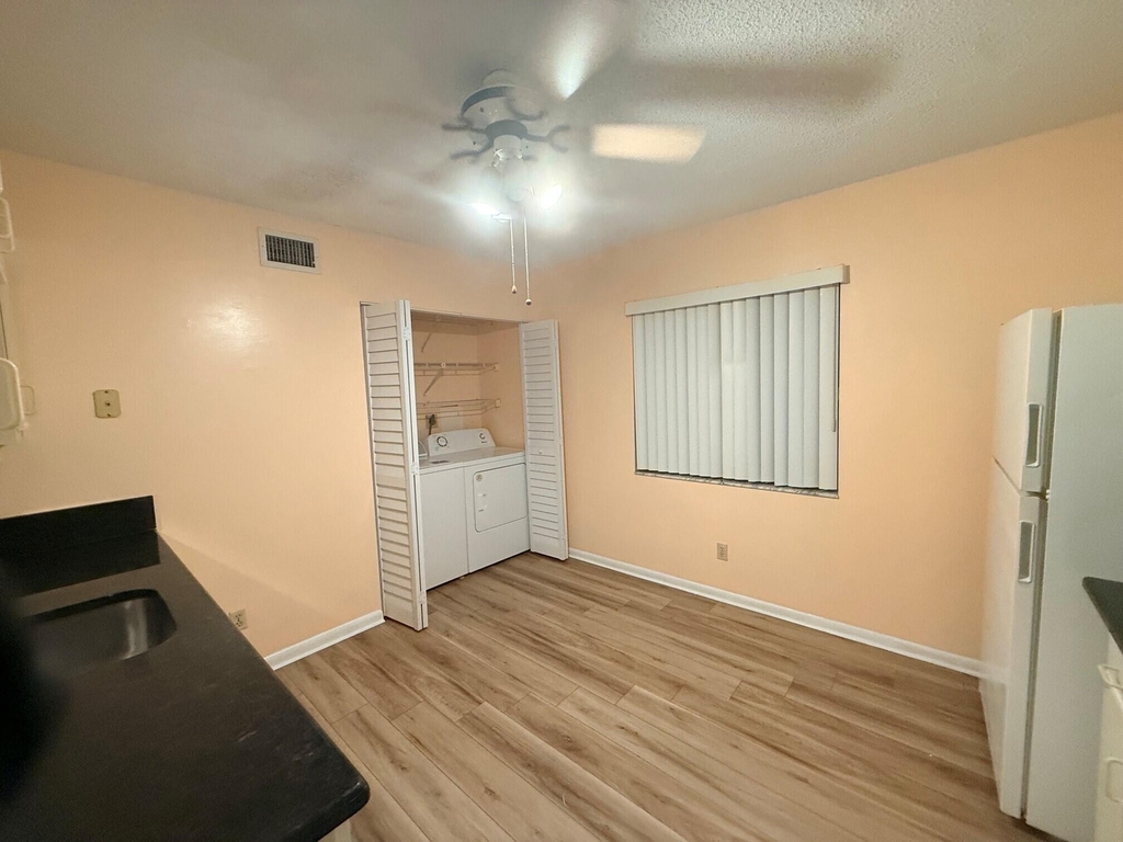 7406 Woodmont Avenue - Photo 2