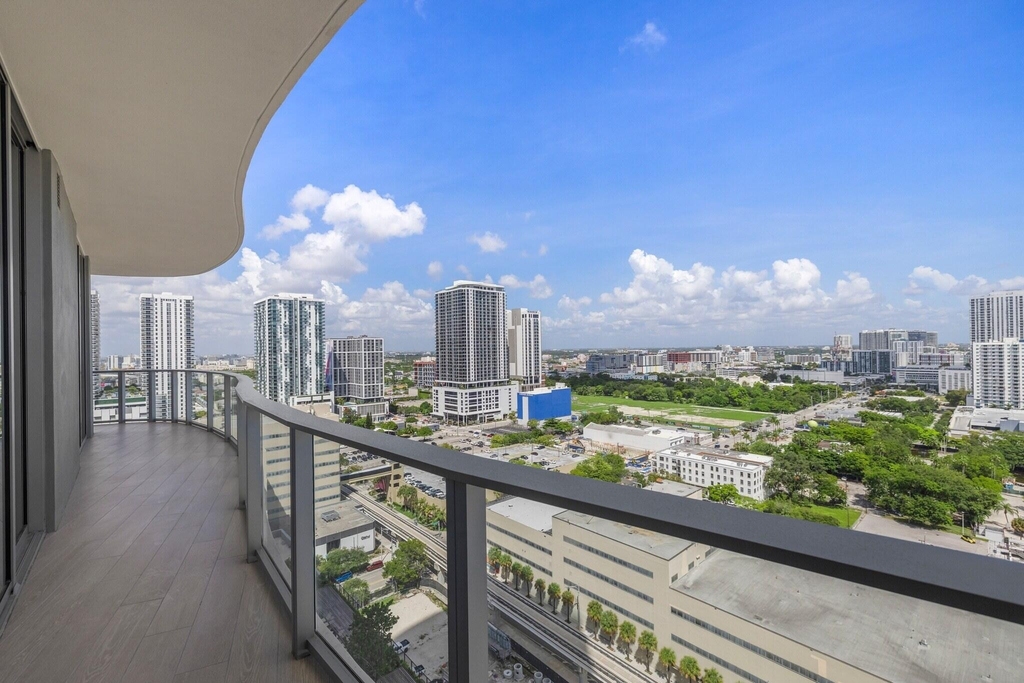 1400 Biscayne Boulevard - Photo 19