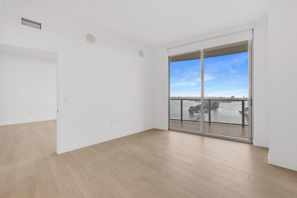 1400 Biscayne Boulevard - Photo 17