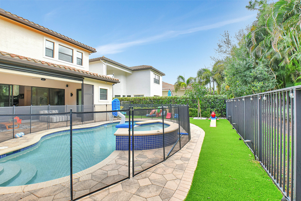 16879 Bridge Crossing Circle - Photo 55