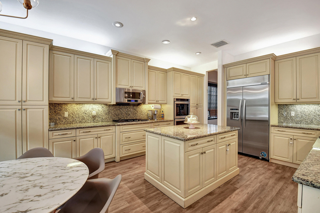 16879 Bridge Crossing Circle - Photo 20