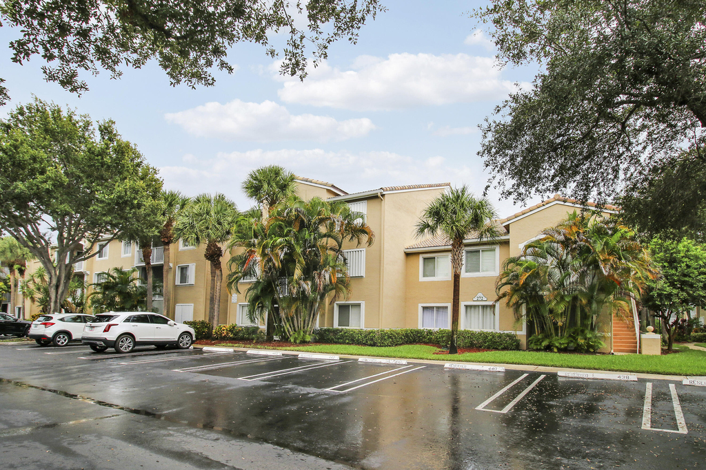 272 Village Boulevard - Photo 39