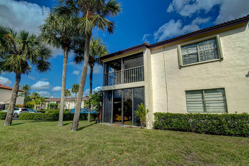 7911 Eastlake Drive - Photo 31