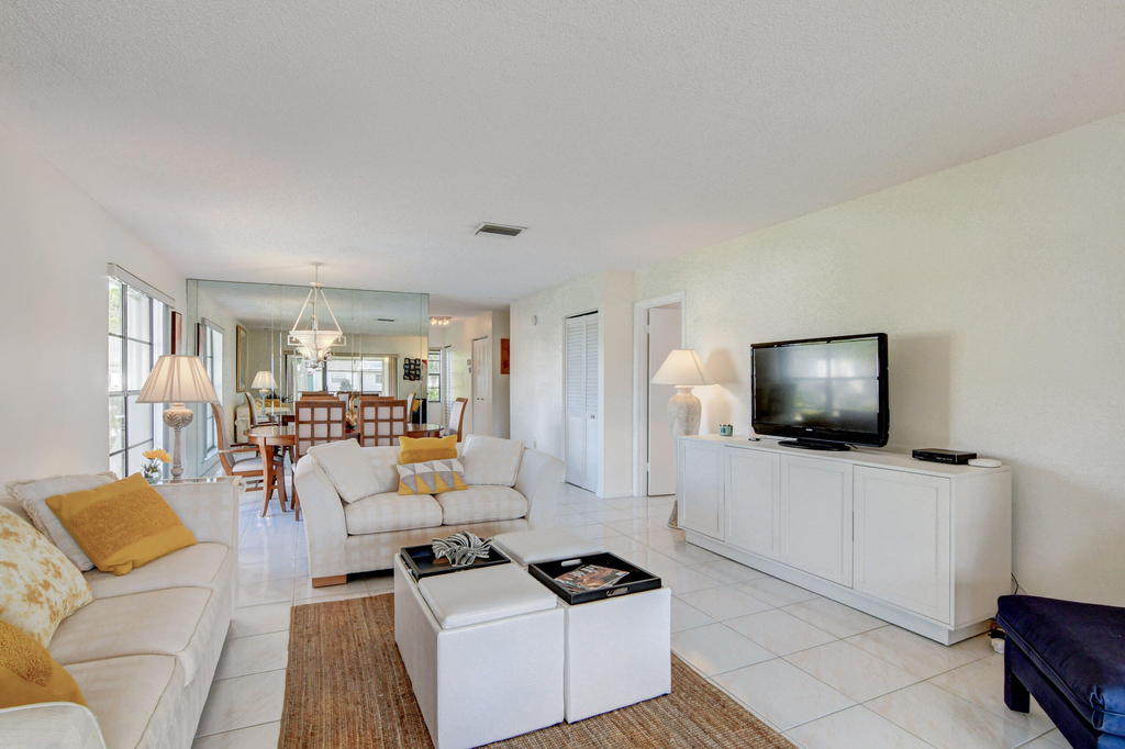 7911 Eastlake Drive - Photo 16