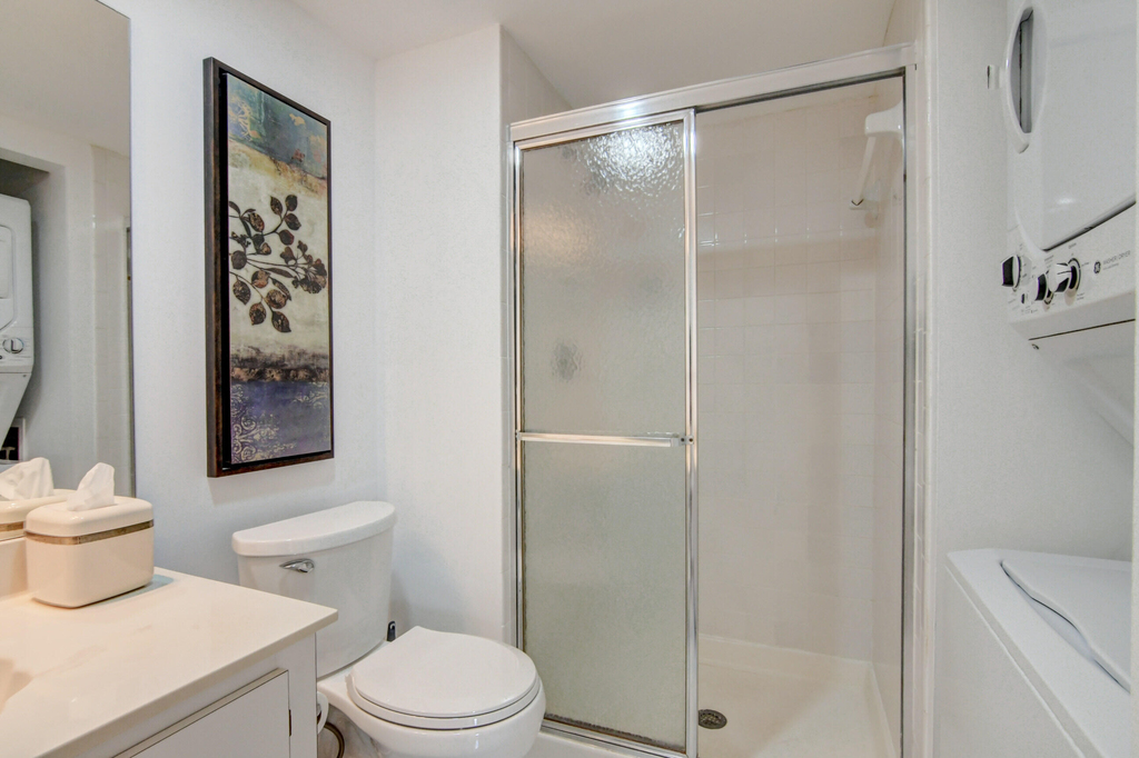 7911 Eastlake Drive - Photo 29