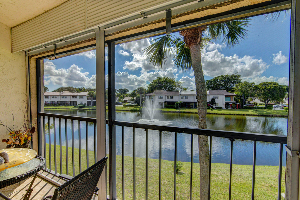 7911 Eastlake Drive - Photo 34