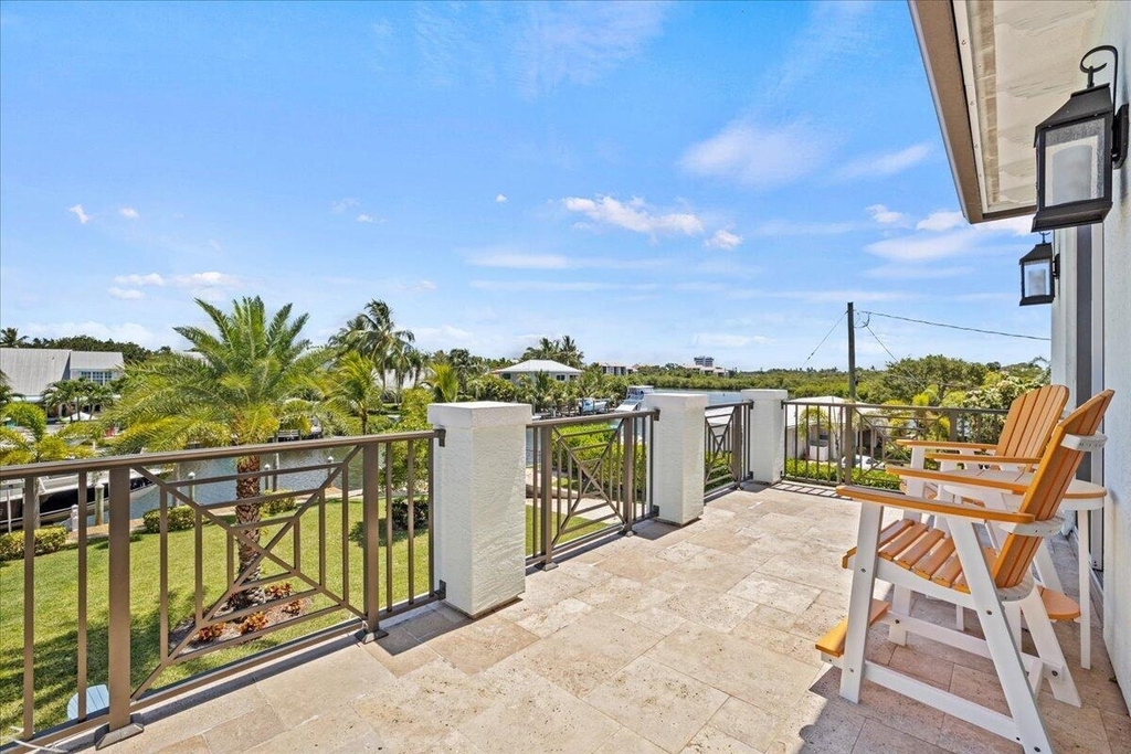 205 Body Court - Photo 32
