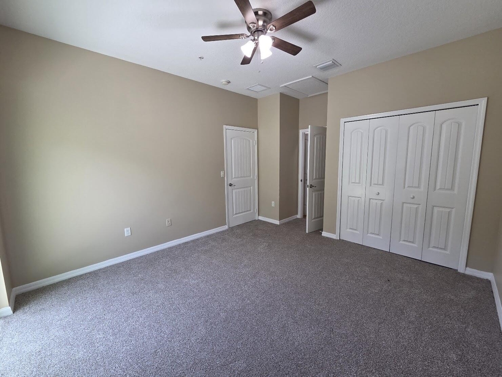 4704 Villas Santorini Drive - Photo 11