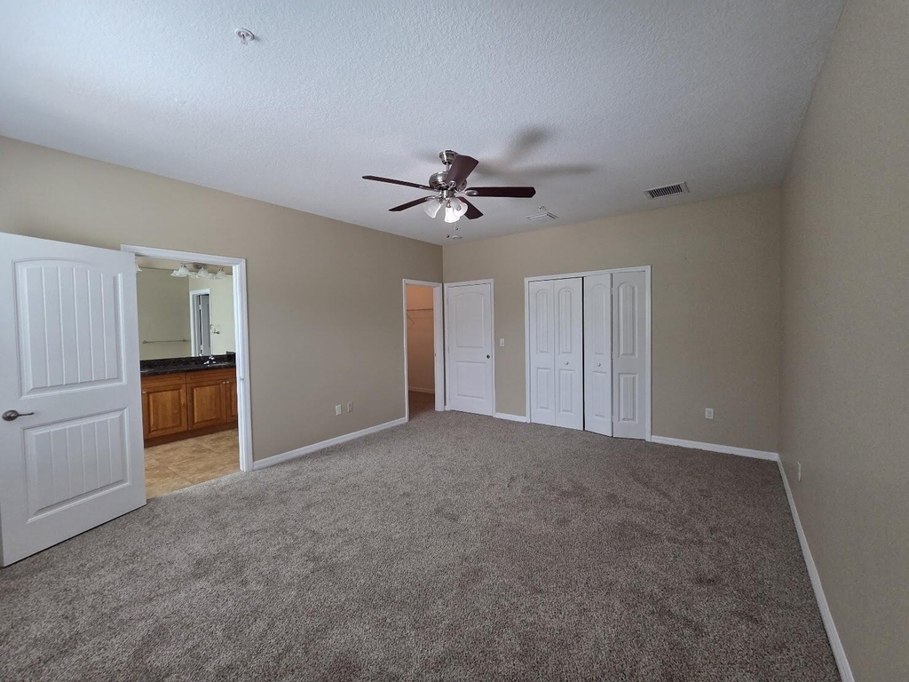 4704 Villas Santorini Drive - Photo 18