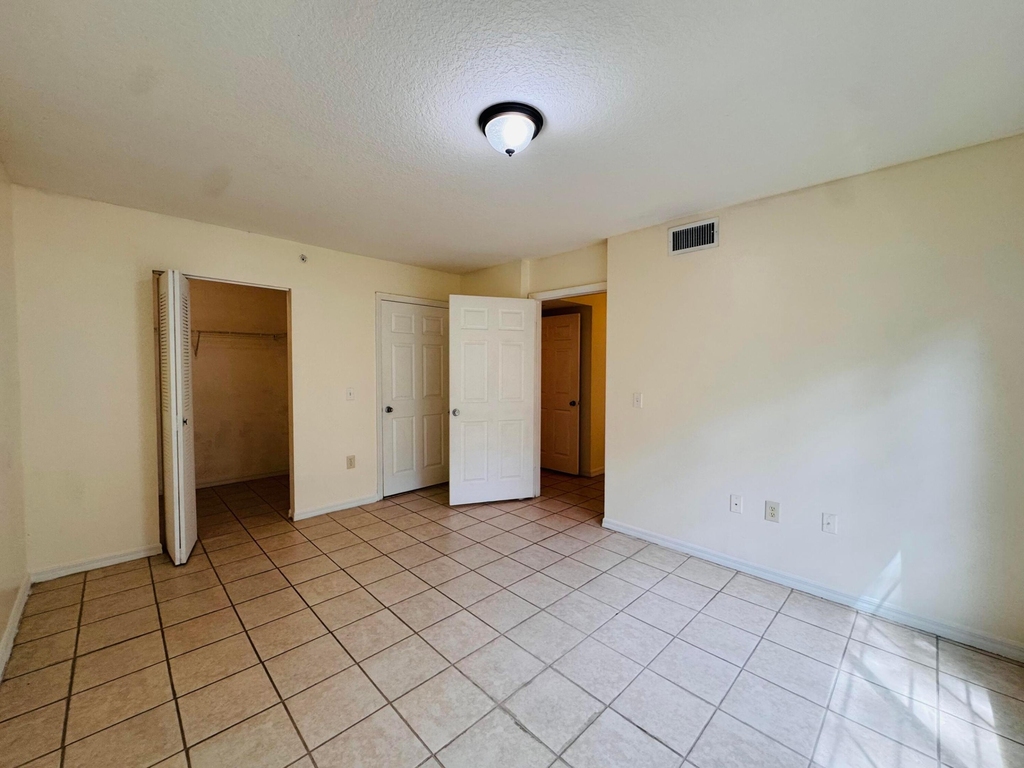 4271 San Marino Boulevard - Photo 30