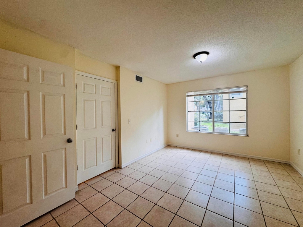 4271 San Marino Boulevard - Photo 16