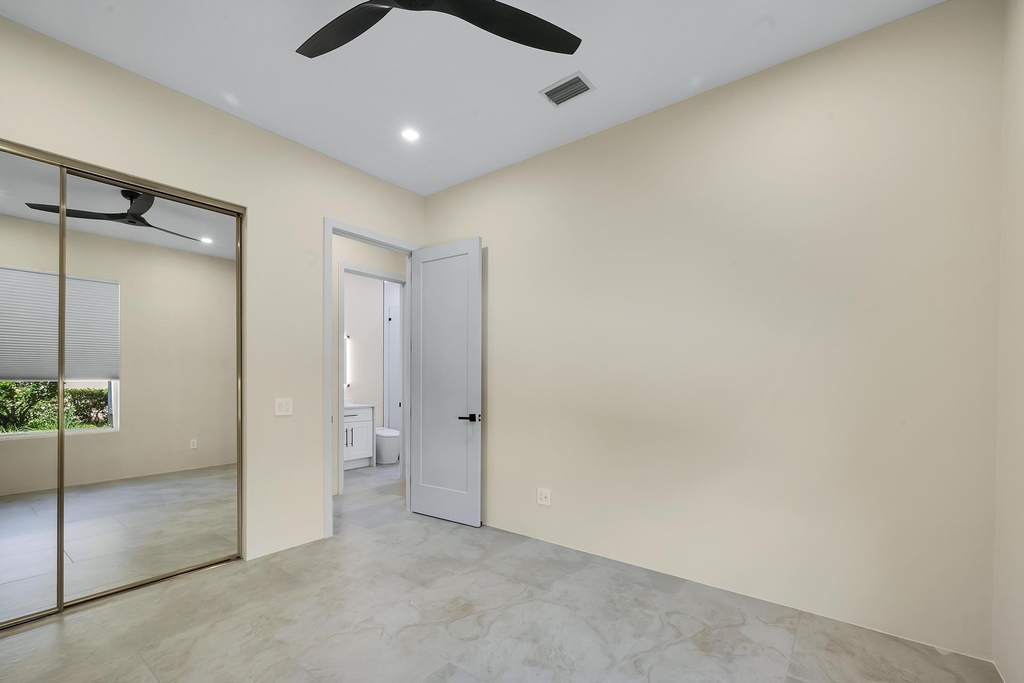 176 Nw Bentley Circle - Photo 21
