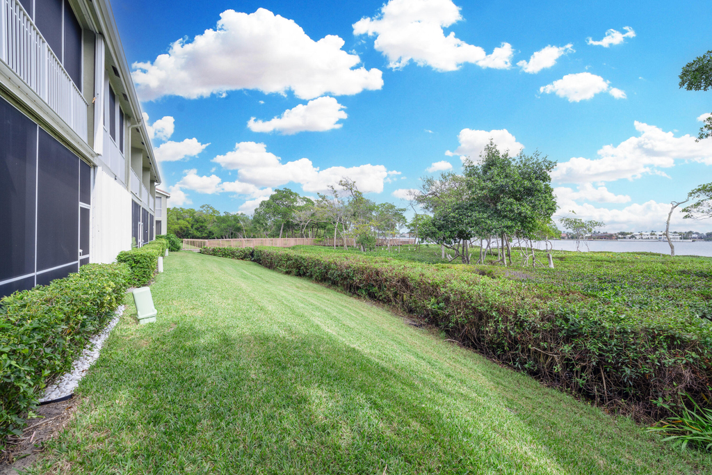 88 N Lakeshore Drive - Photo 36