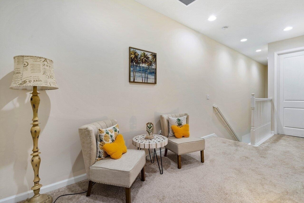 16310 Oakview Drive - Photo 8
