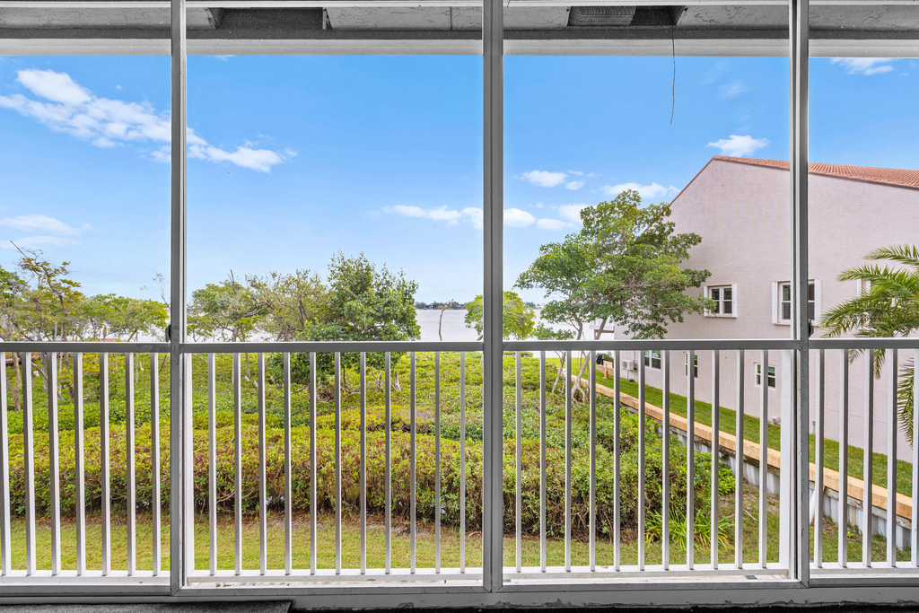88 N Lakeshore Drive - Photo 19
