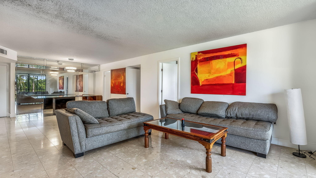 900 Ne 195th Street - Photo 3
