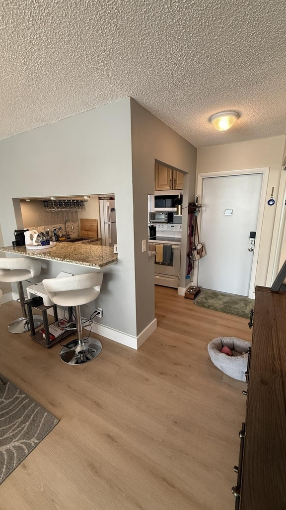 540 Se 2nd Avenue - Photo 1