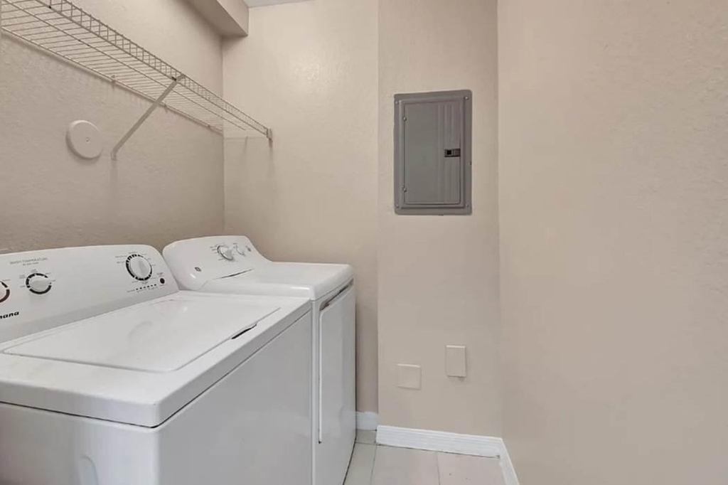 15155 Michelangelo Boulevard - Photo 22