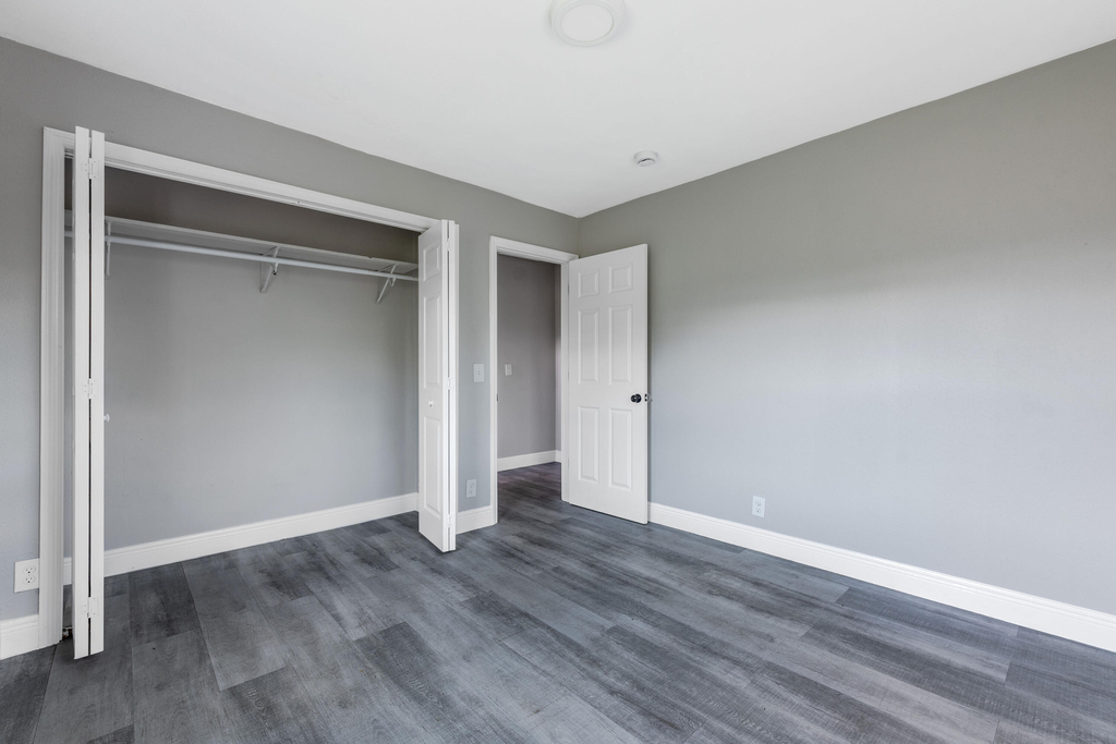 515 N Sapodilla Avenue - Photo 10