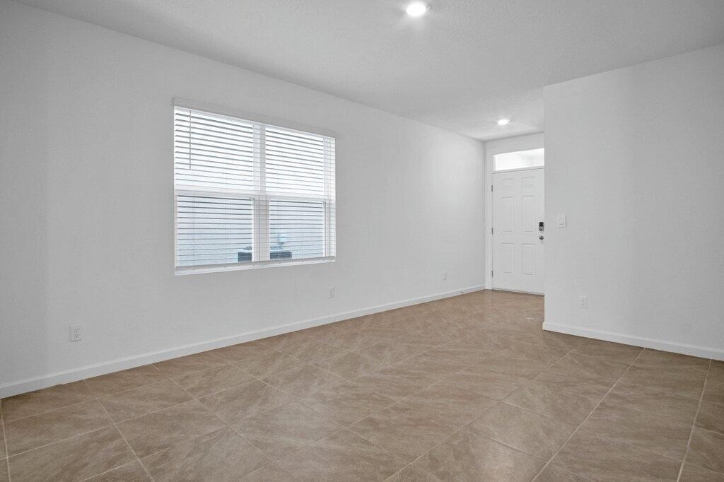12341 Nettuno Way - Photo 15