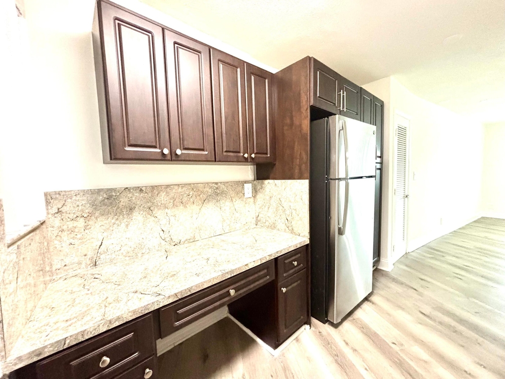 431 W Camino Real - Photo 7