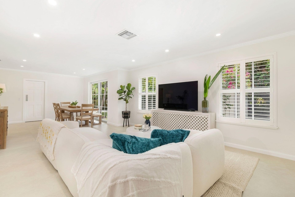 145 Seville Road - Photo 10