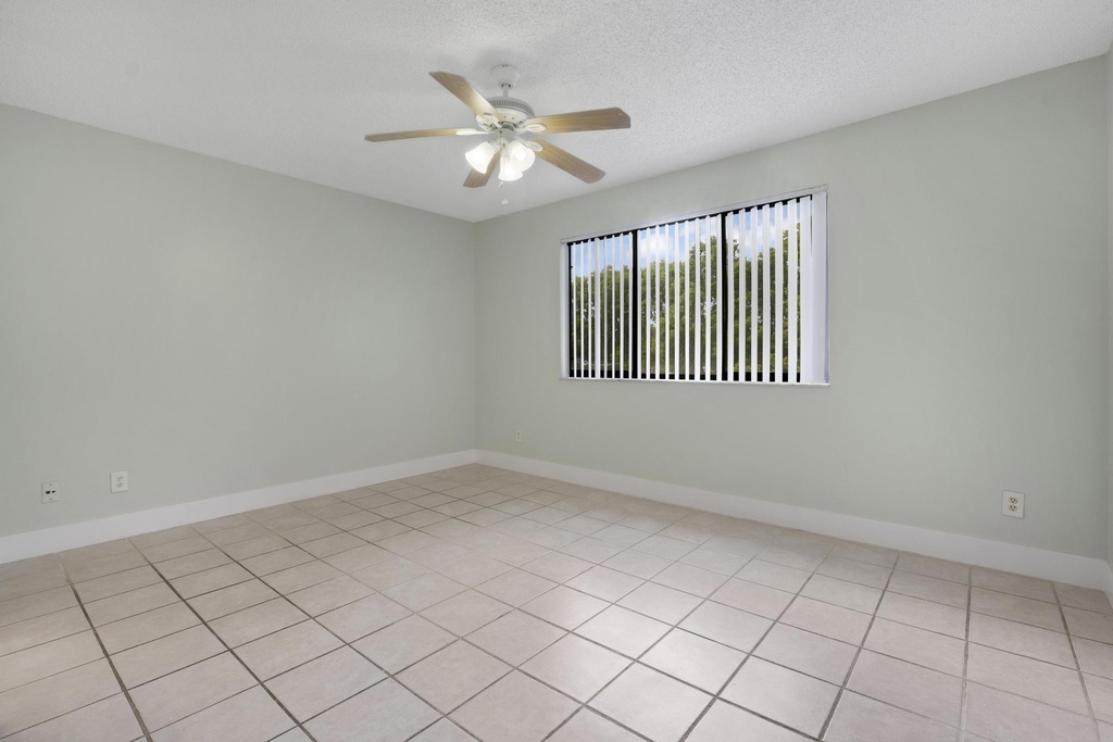 9166 W Atlantic Boulevard - Photo 26
