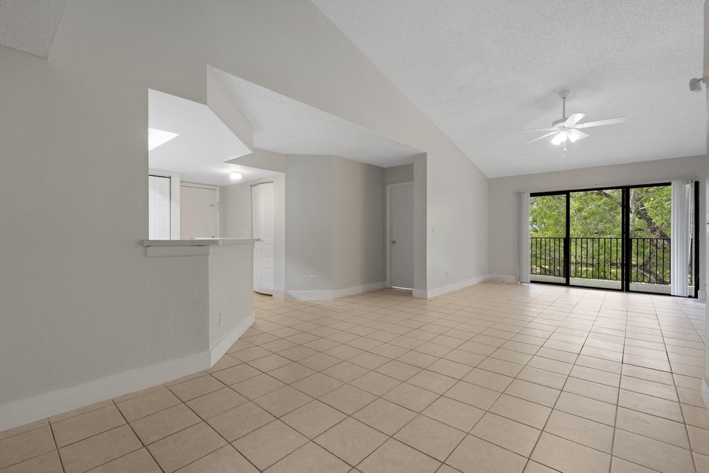 9166 W Atlantic Boulevard - Photo 17