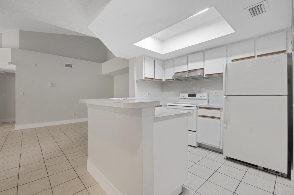9166 W Atlantic Boulevard - Photo 2