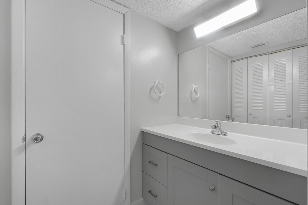 9166 W Atlantic Boulevard - Photo 30